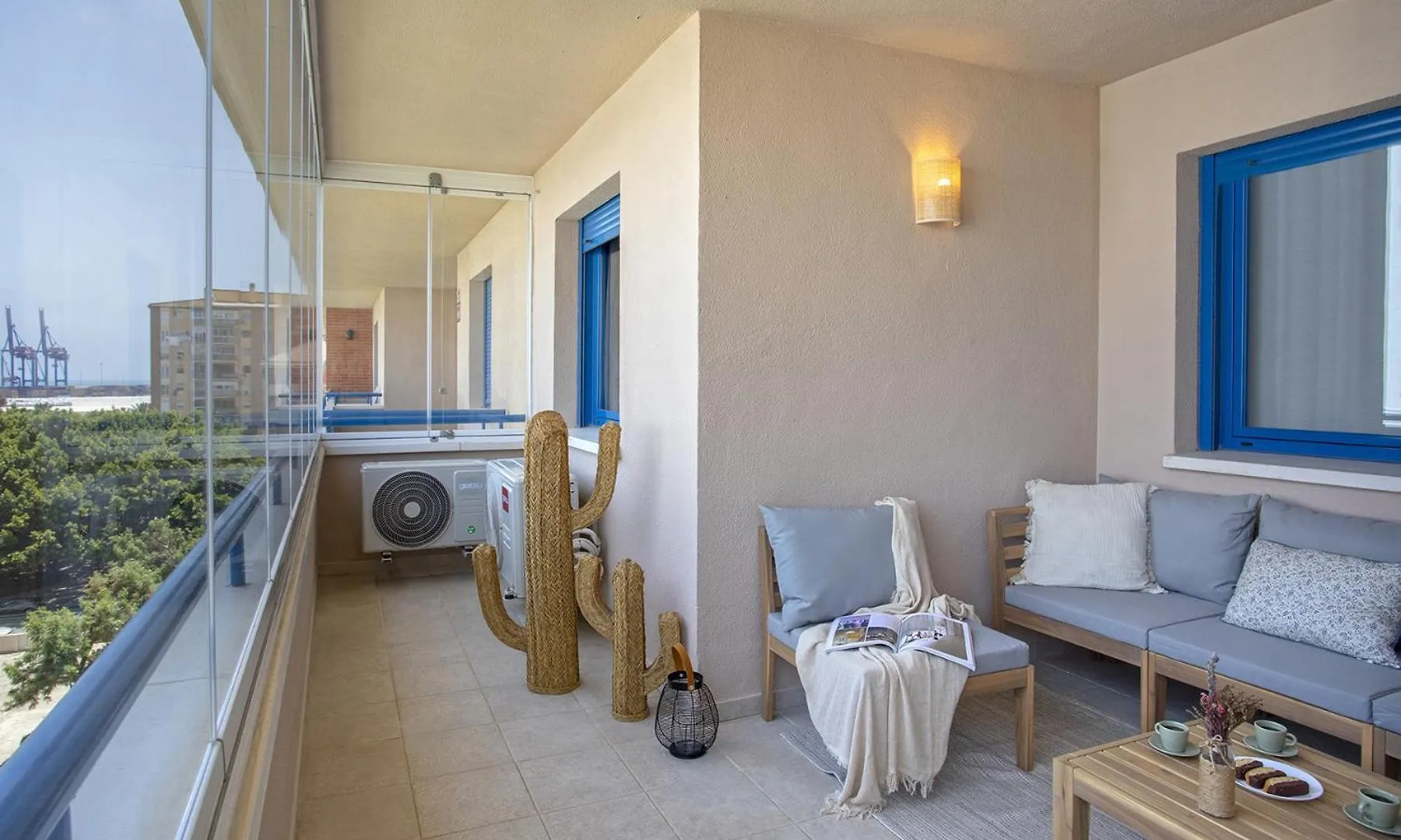 -Malagasunapts-Ayala33 Bus-Train Station - Huelin Beach