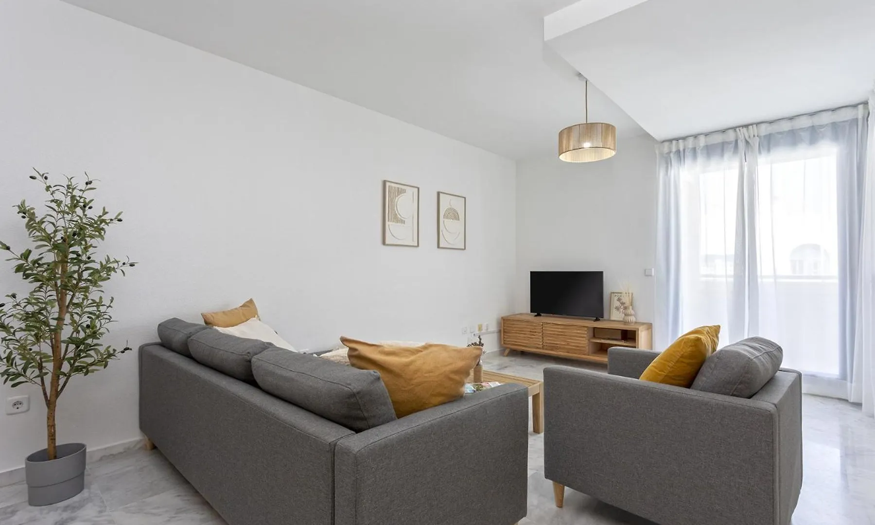 -Malagasunapts-Ayala33 Bus-Train Station - Huelin Beach Apartment Malaga